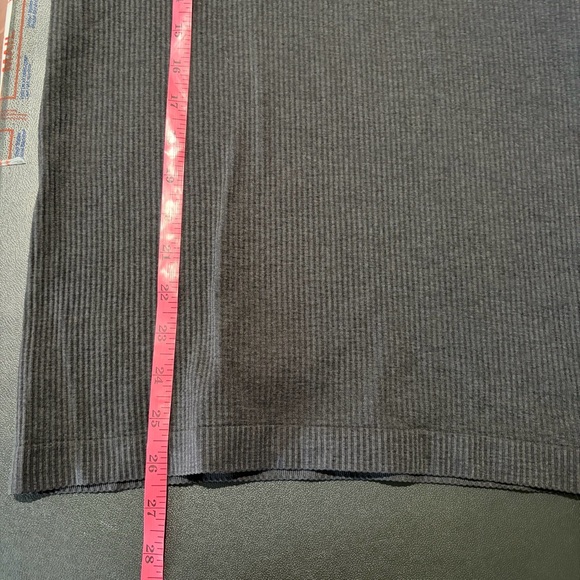 Lululemon Ebb To Street Tank Black SZ 8 - Picture 11 of 13